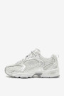 NB U530HFZ Plata
