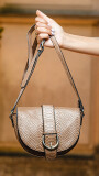 BANDOLERA LYON REPTIL ALMENDRA
