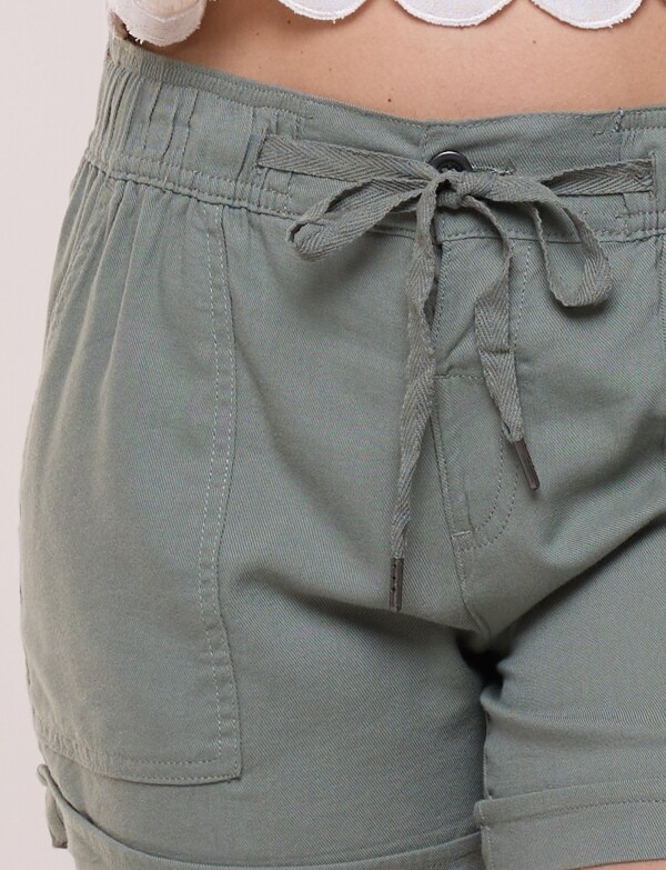 Short Dashocel Con Cintura Elastizada Y Cordón OLIVA