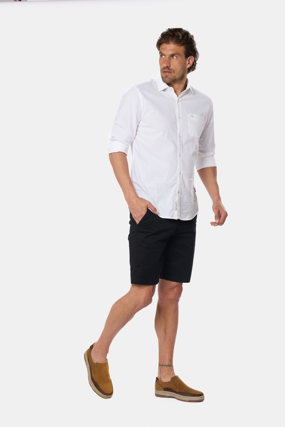 BERMUDA CLASICA Negro