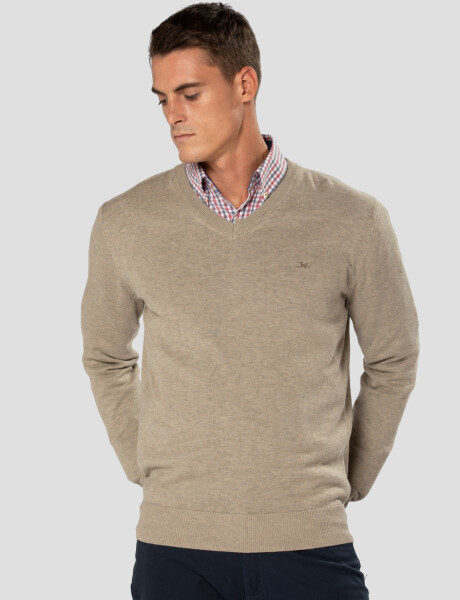 BUZO TEJIDO CUELLO EN V Beige