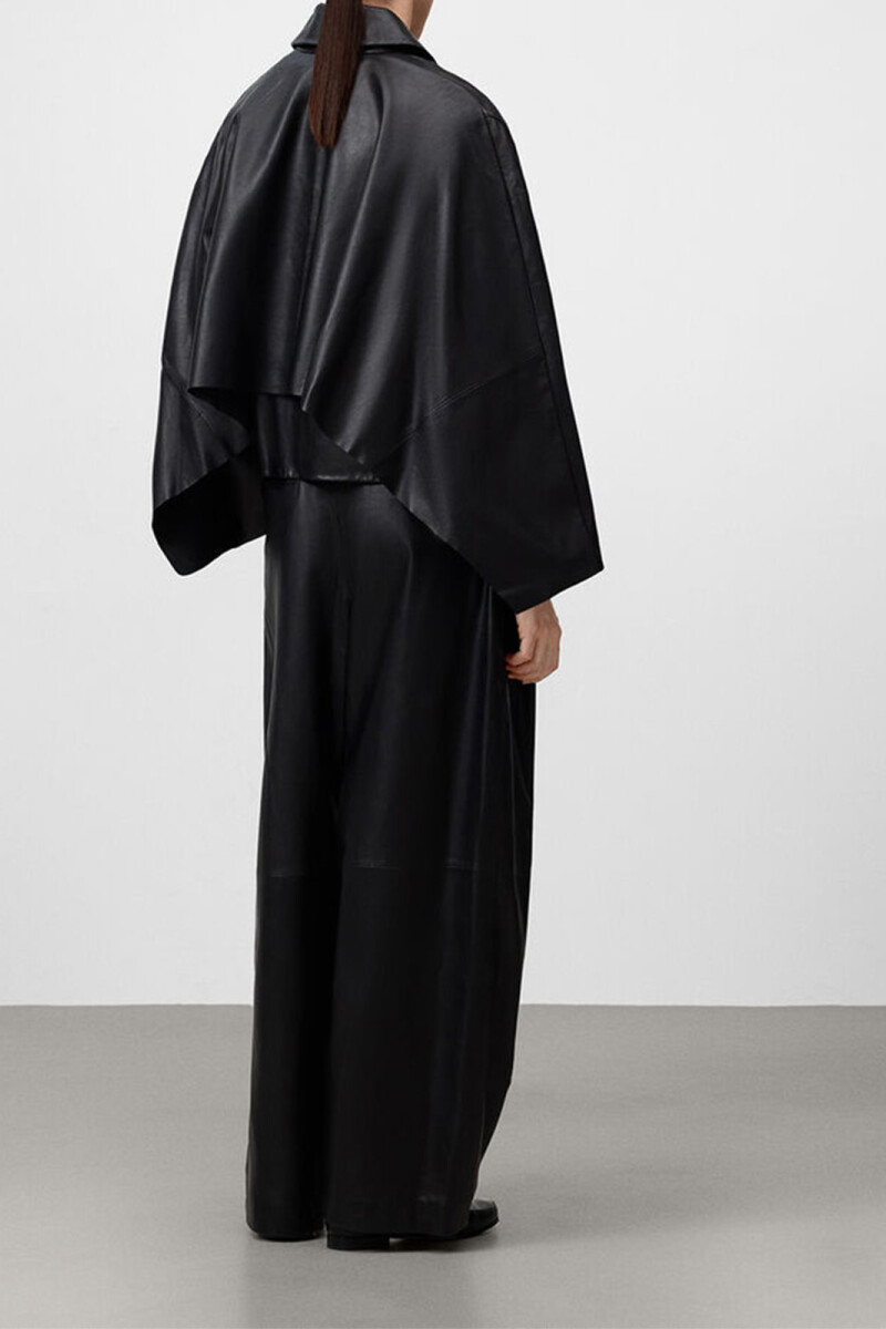 CHAQUETA Negro