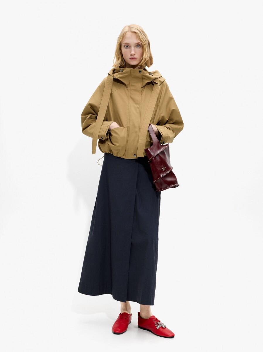 Chaqueta Con Capucha Water Repellent - camel 
