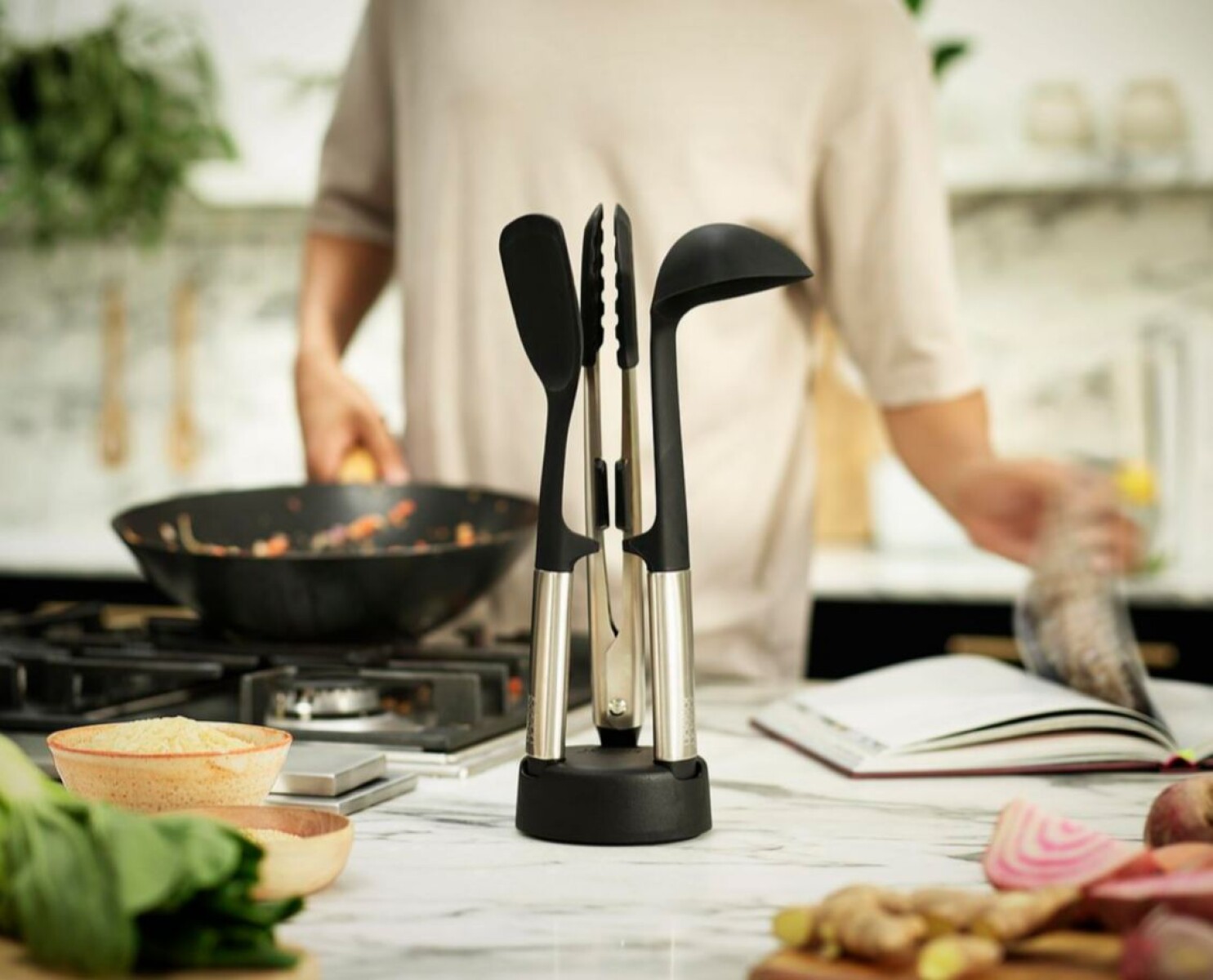 Set de 3 Utensilios Joseph Joseph Elevate™ Fusion con Soporte - Preventa 