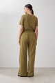 Pantalón con pretina elastizada verde oliva