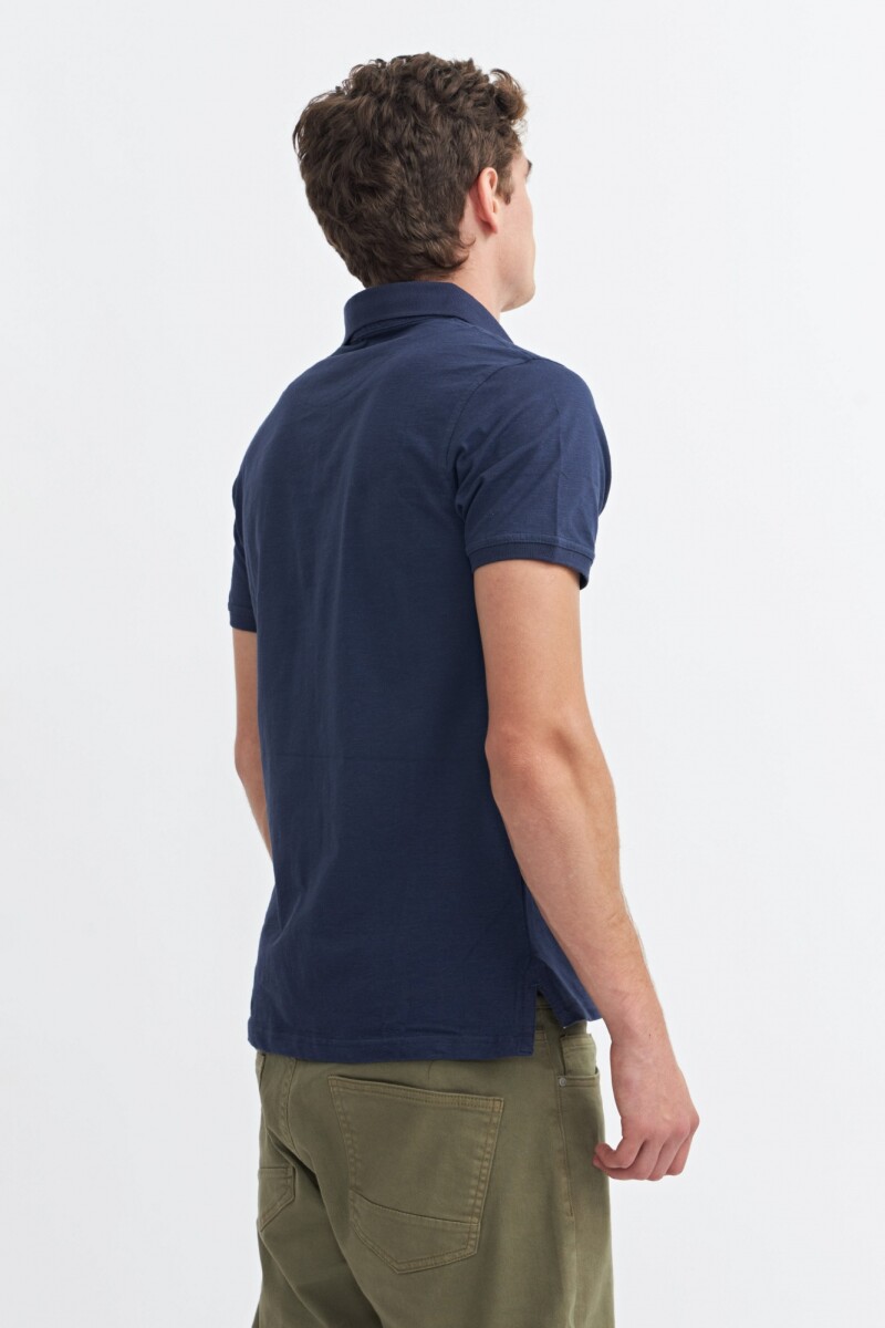 Remera cuello polo AZUL MARINO