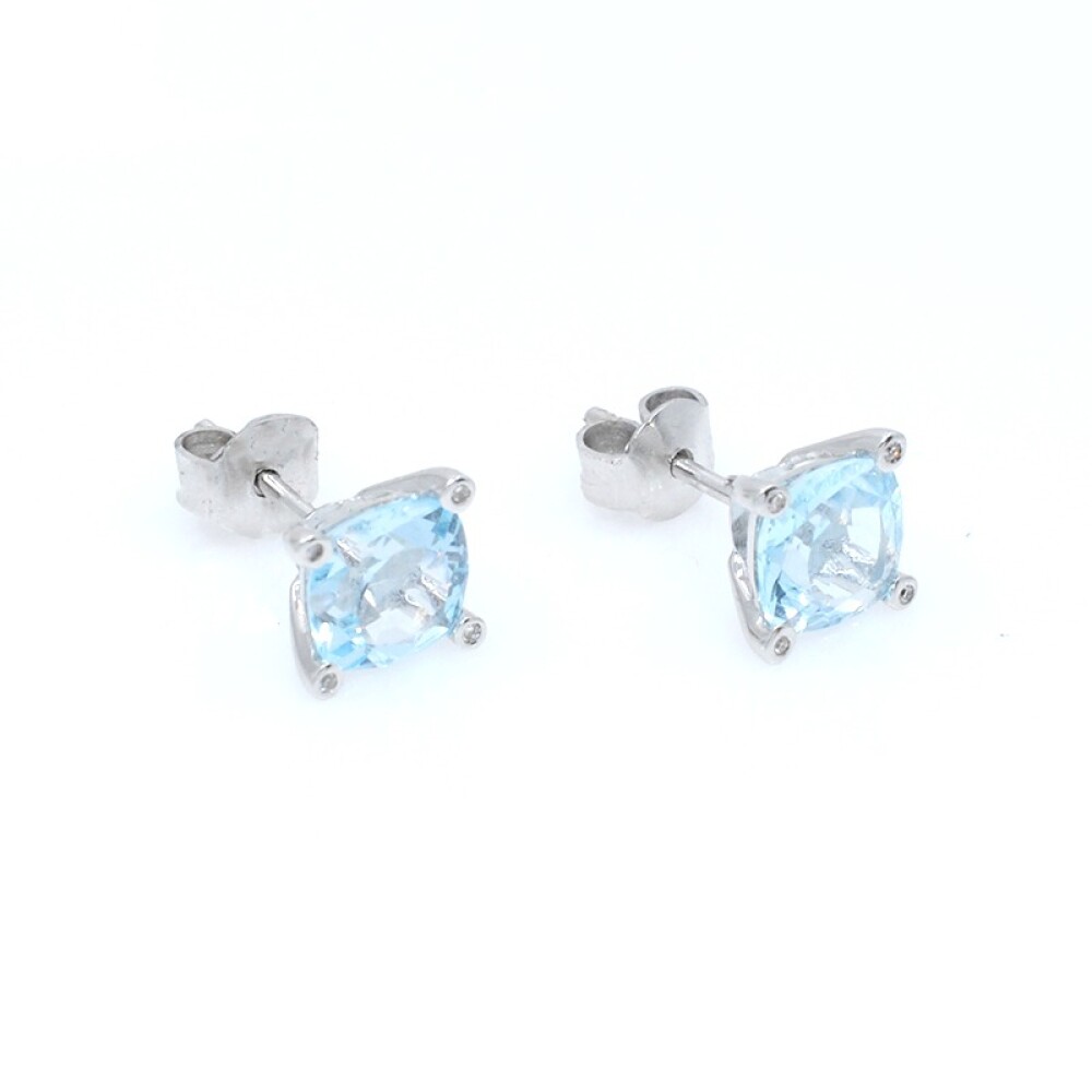 Caravanas oro 18k blanco , topacio azul y brillantes Caravanas oro 18k blanco , topacio azul y brillantes