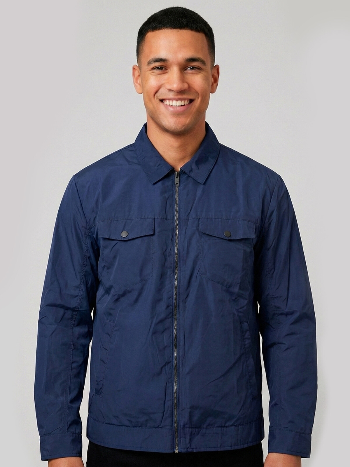 CAMPERA DE NYLON CITY AZUL