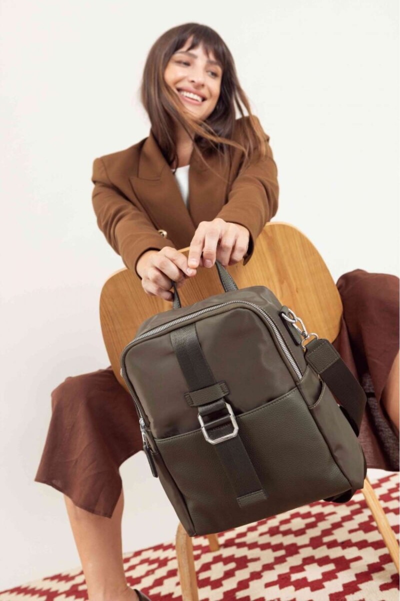 Mochila Ambi - Verde Militar 