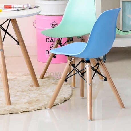Silla Eames Kids Celeste 001