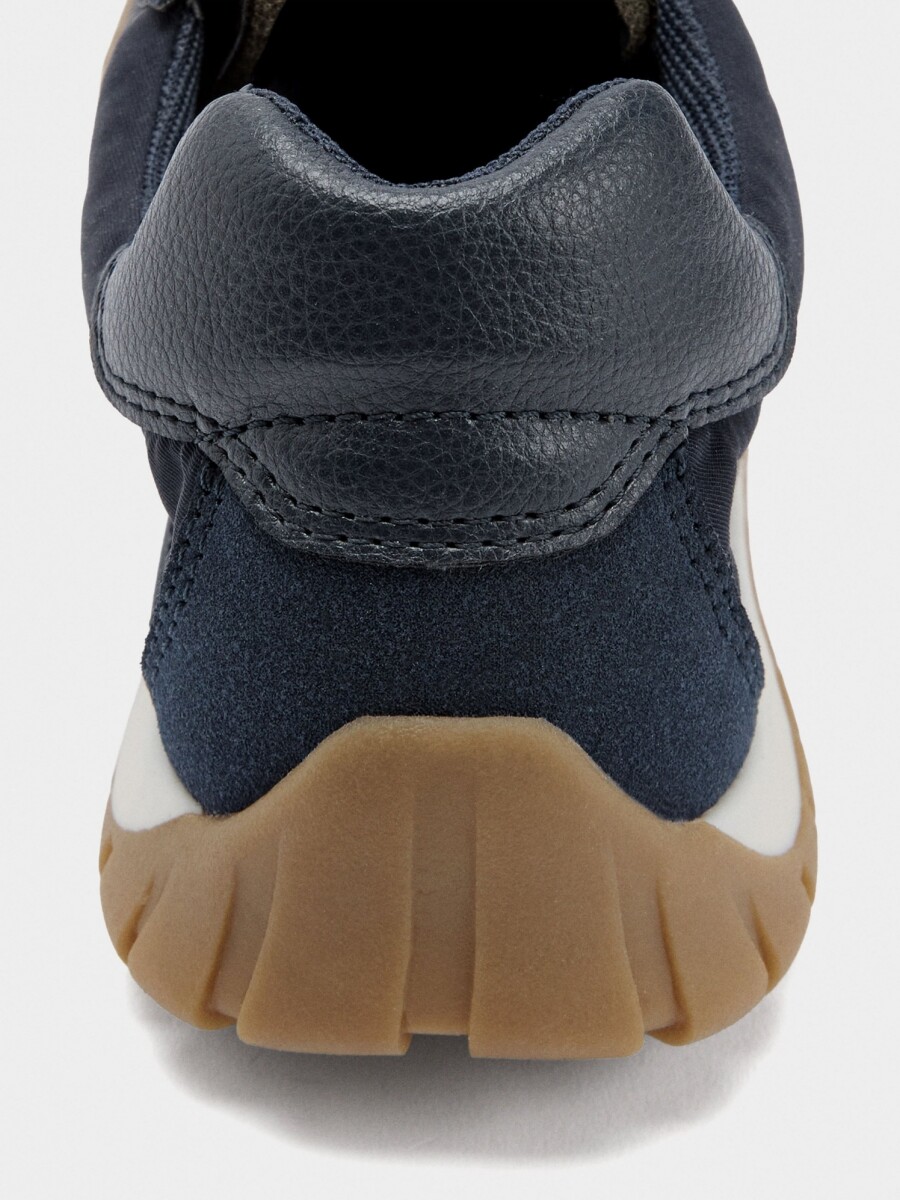 Zapatillas Monocromáticas azul-marino