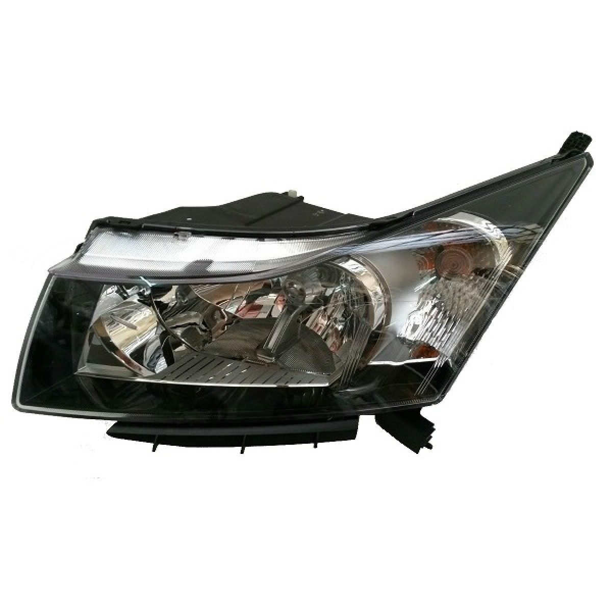 FAROL DELANTERO IZQUIERDO CON FONDO NEGRO - CRUZE 