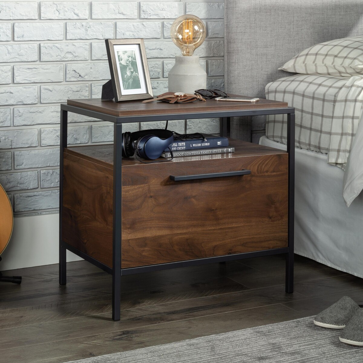 Mesa de Luz - Sauder - Linea Nova Loft 