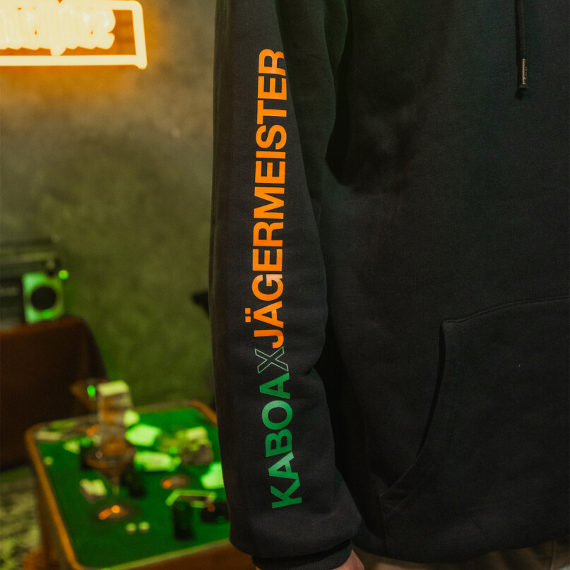 KANGURO KABOA X JÄGERMEISTER - CIERVO ABC KANGURO KABOA X JÄGERMEISTER - CIERVO ABC