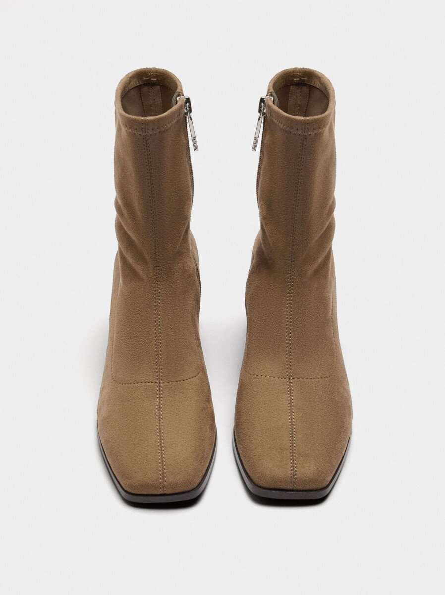 Botines Efecto Piel - taupe 