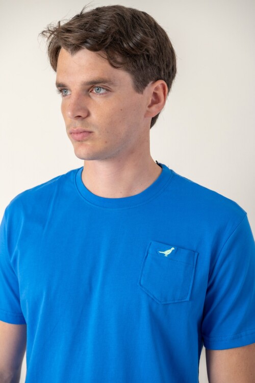 T-Shirt con bolsillo Celeste