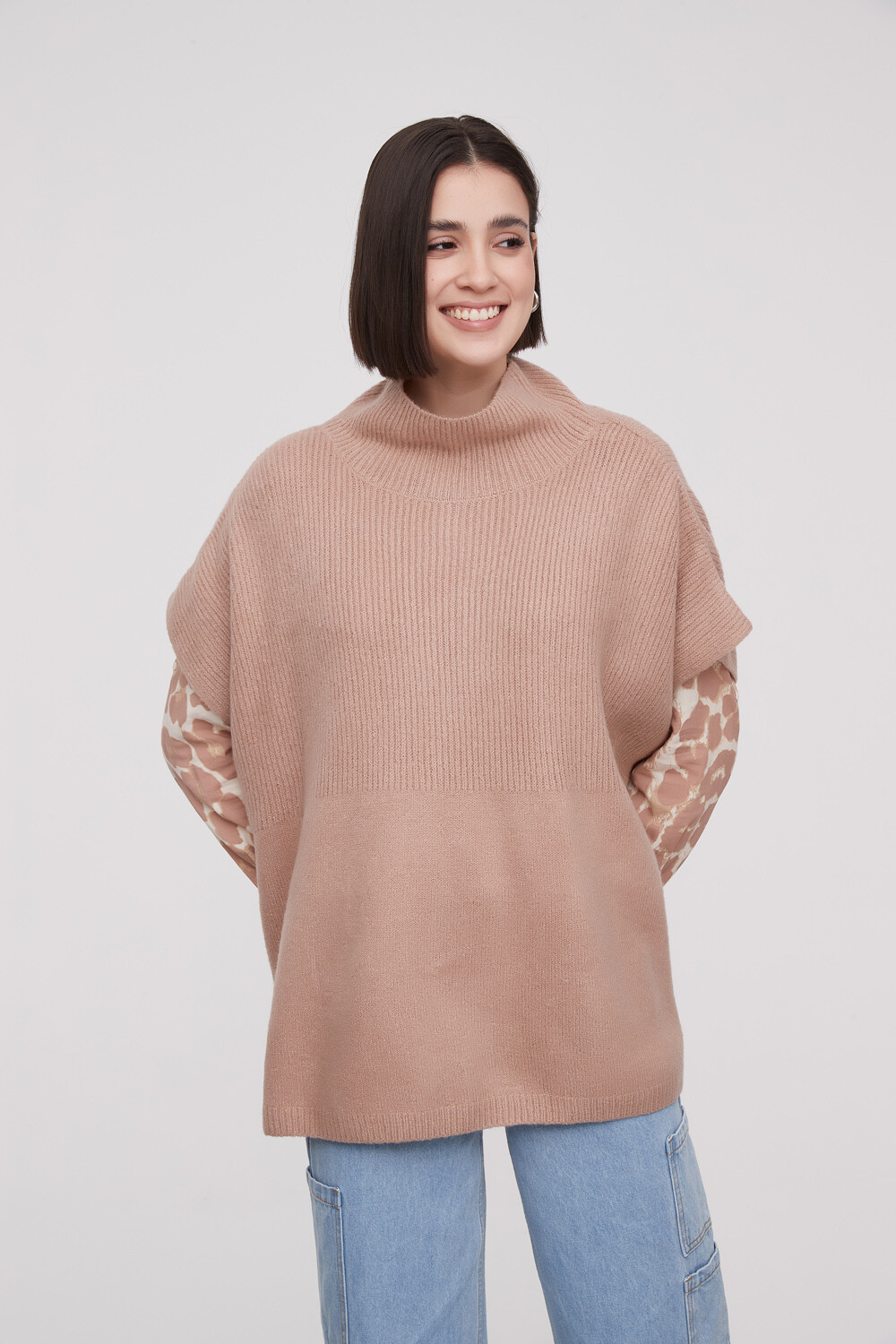 Poncho Amelien Beige Oscuro