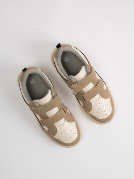 Zapatilla velcro combinada Beige