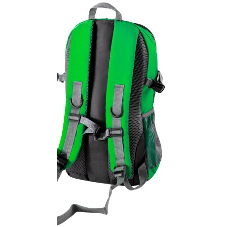 Mochila Urbana Arye 388 Tacuarembó con Portanotebook Verde