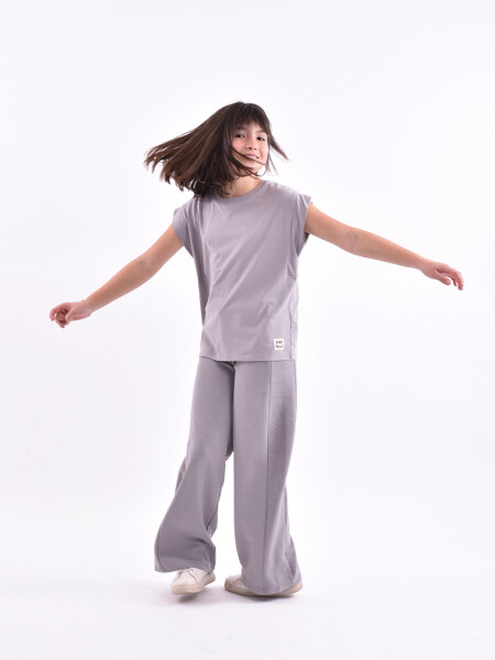 REMERA NEREA GRIS OSCURO