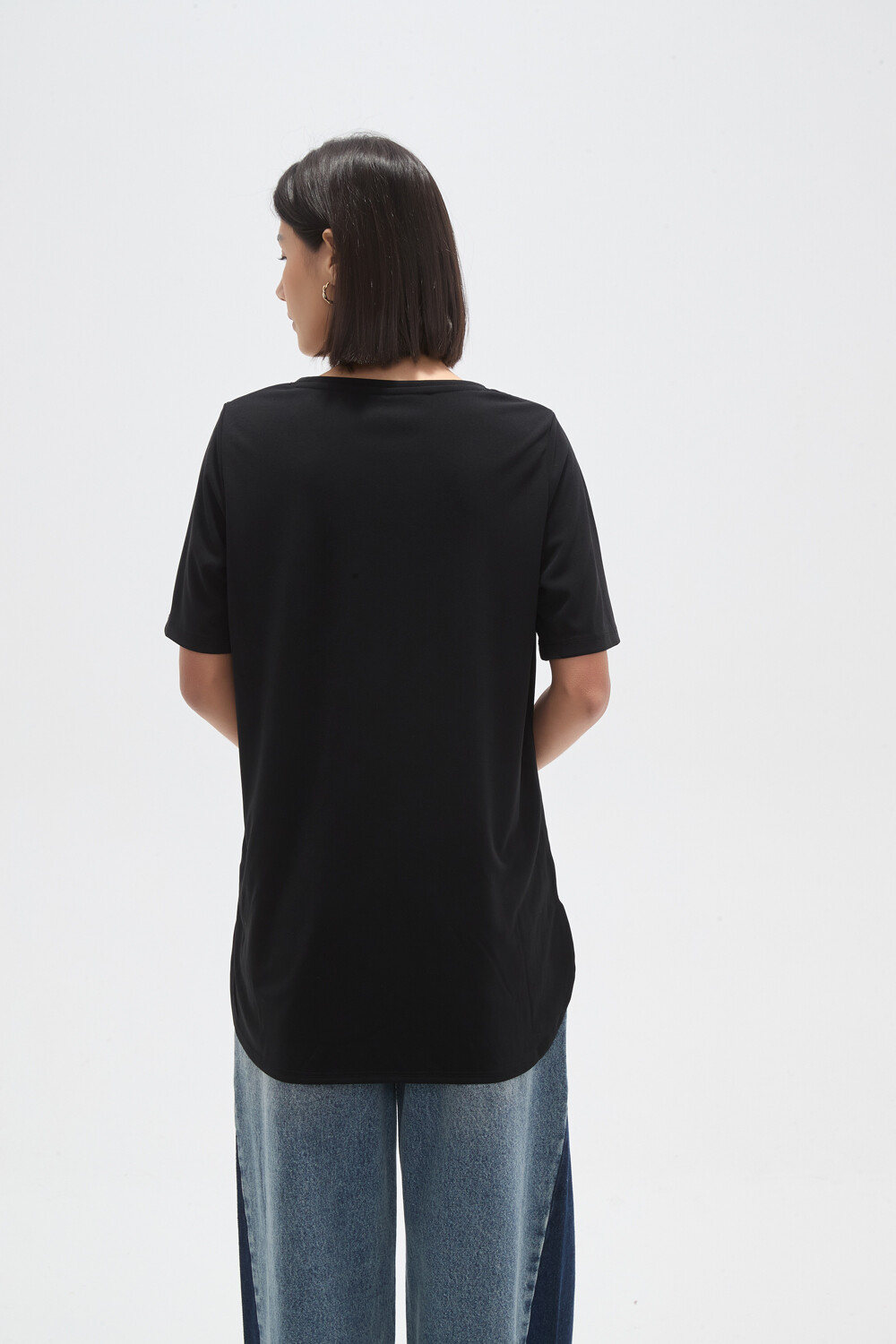Remera Olvyn Negro