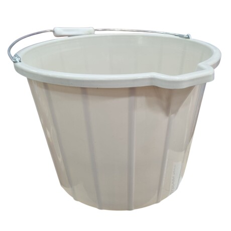 Balde con pico 14L Balde con pico 14L