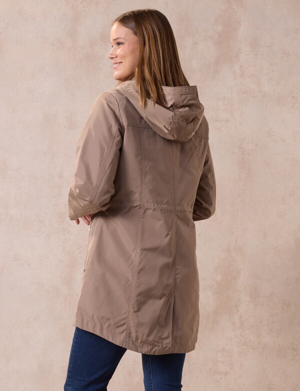 Campera Liviana Impermeable BEIGE OSCURO