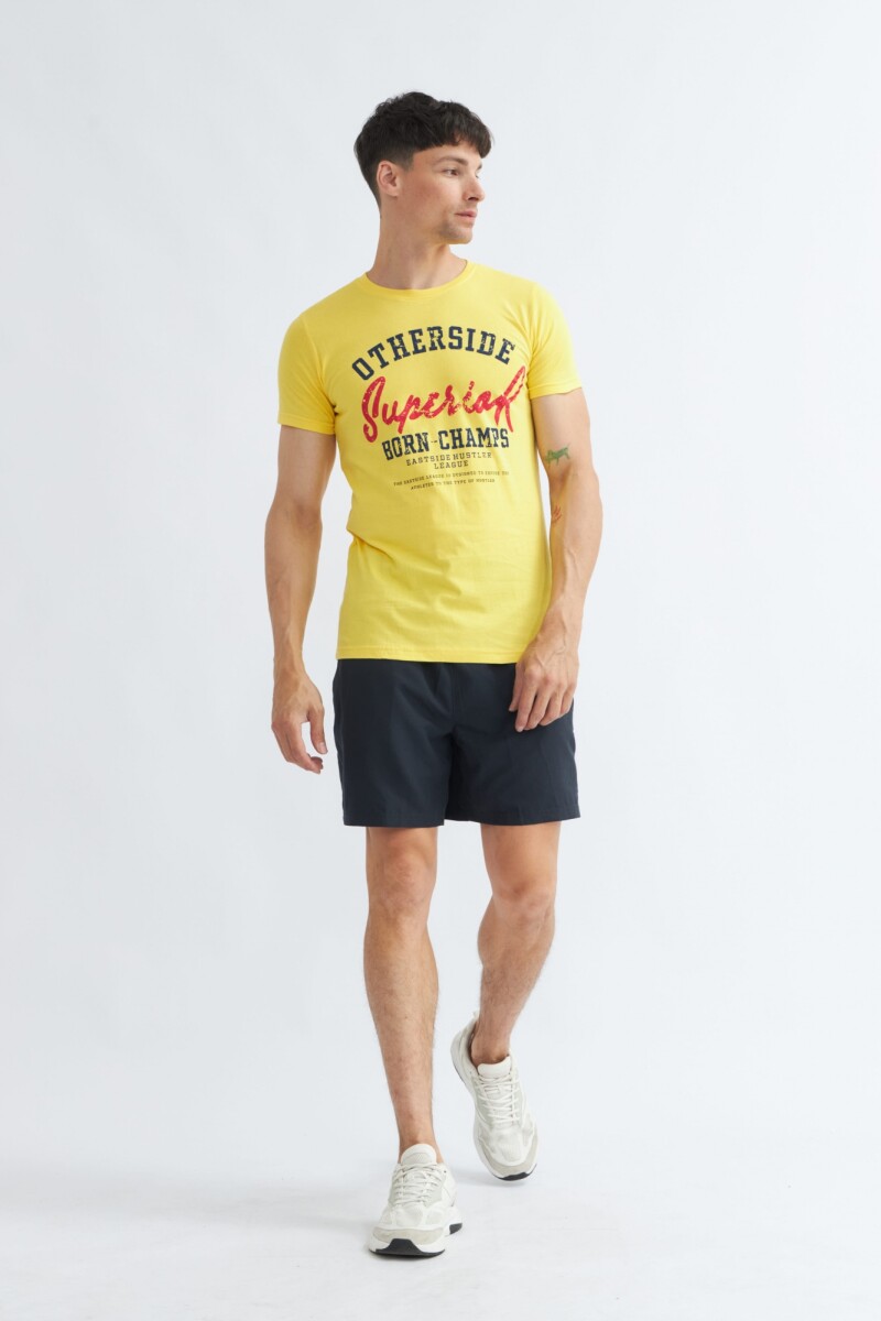 Remera estampada AMARILLO