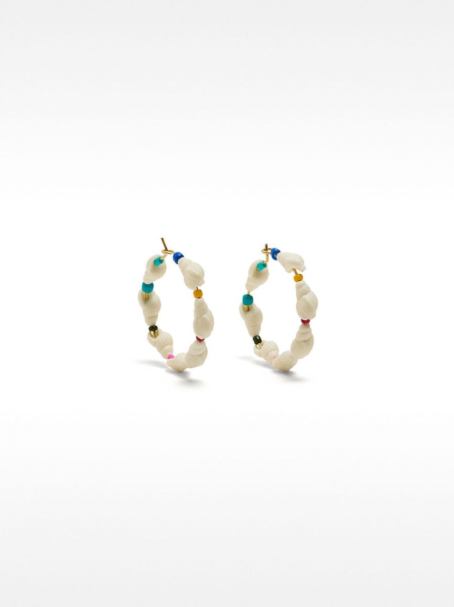 Aros Con Conchas Y Cuentas Multicolor - multicolor 