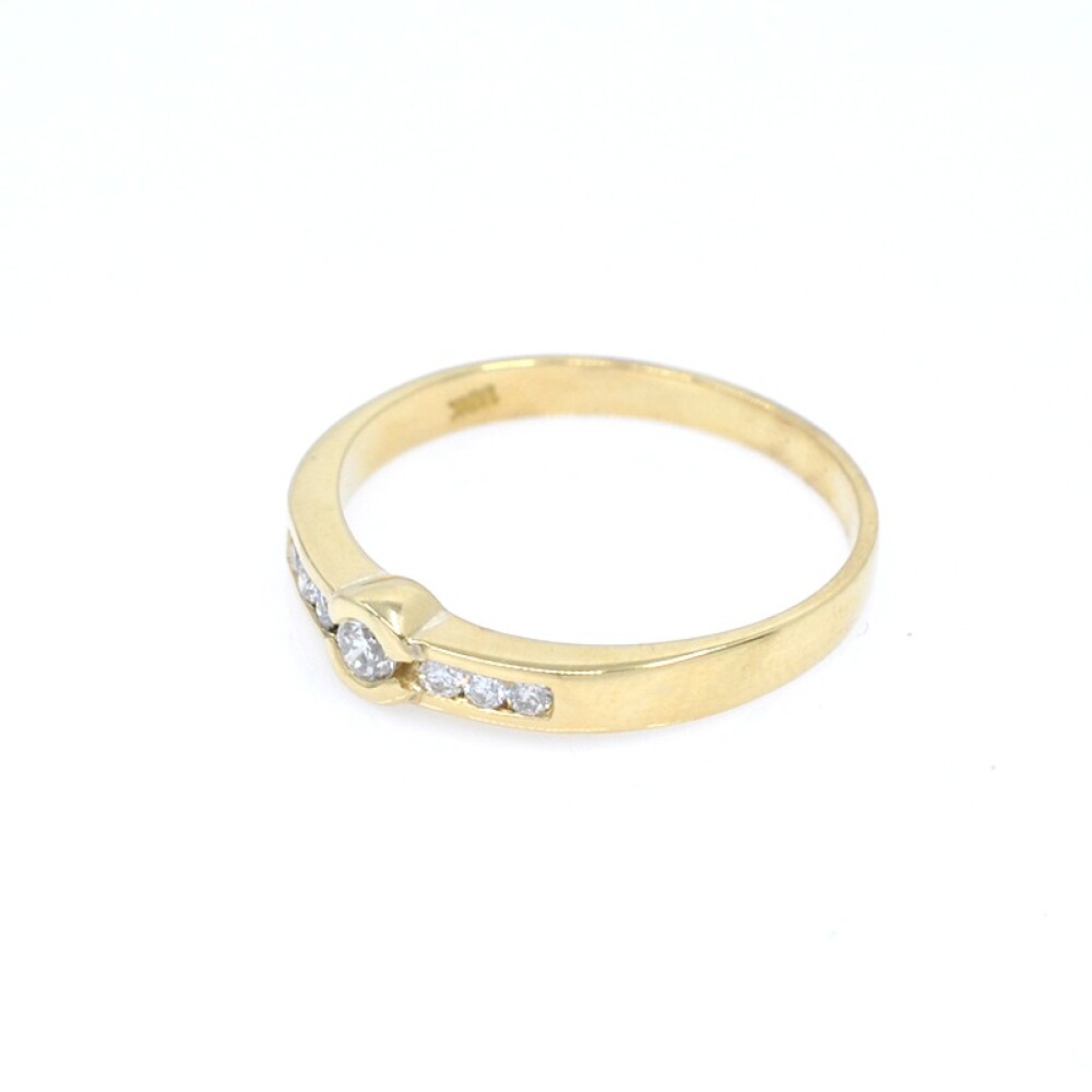 Anillo en oro 18k amarillo y brillantes Anillo en oro 18k amarillo y brillantes