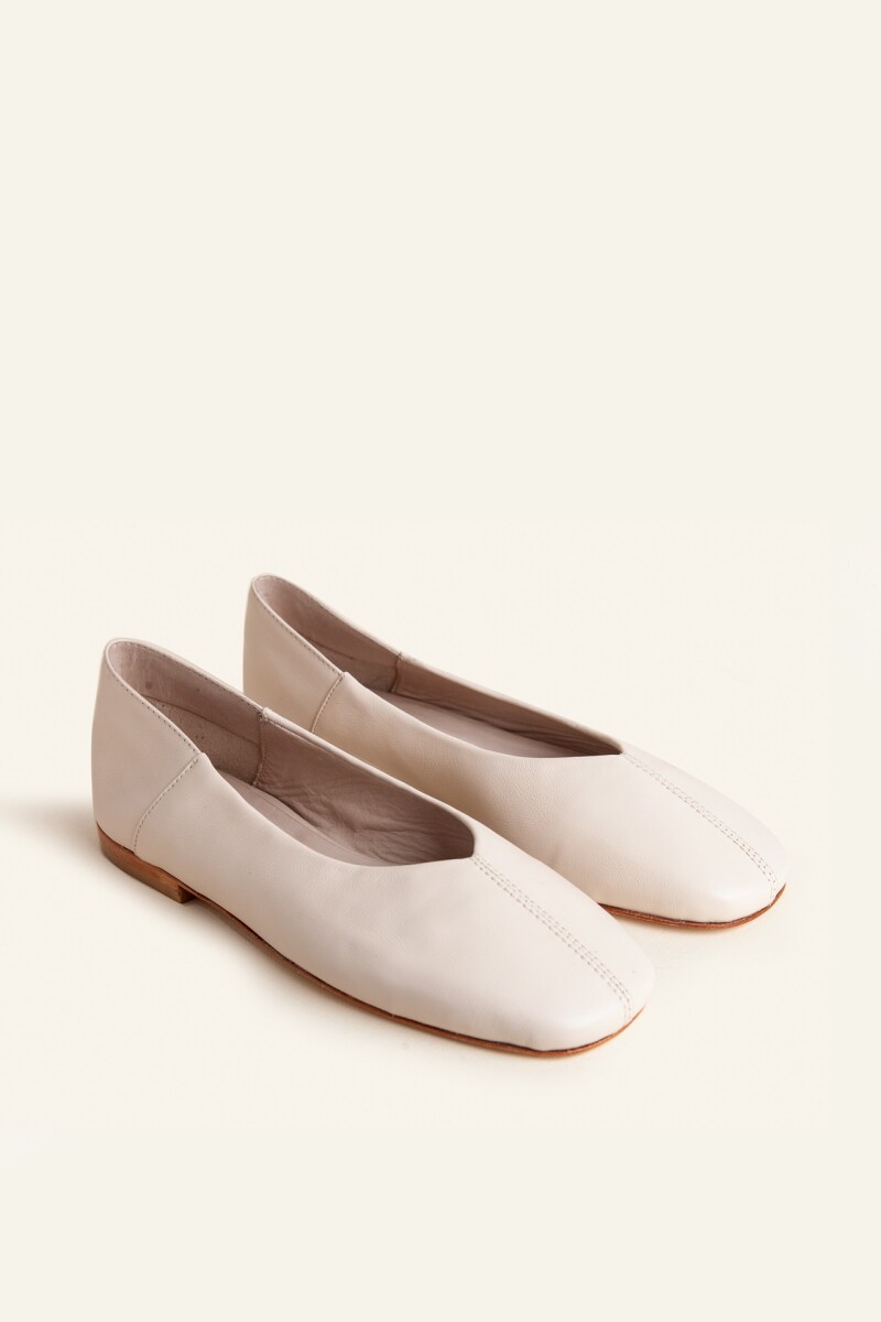 ZAPATO AMA Crema