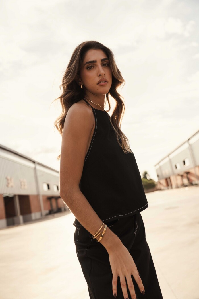 Blusa Gretta Noir Blusa Gretta Noir