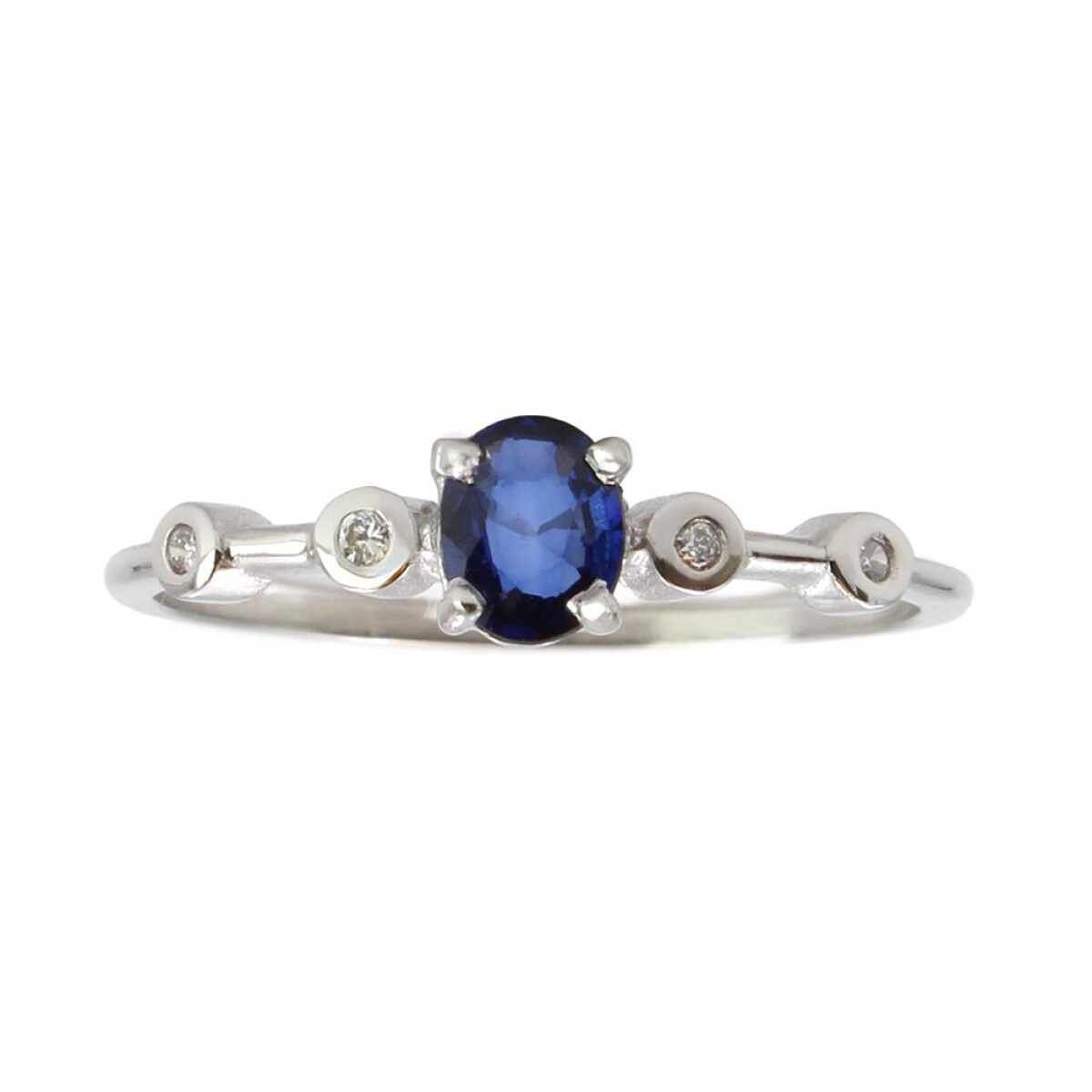 Anillo Astra de oro blanco 18k con zafiro y brillantes 