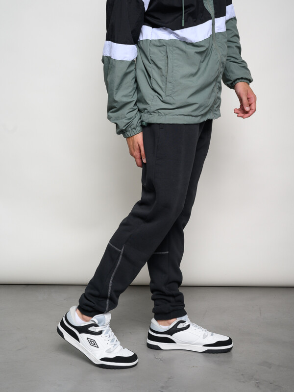 PANTALÓN LIMIT Umbro Hombre 002