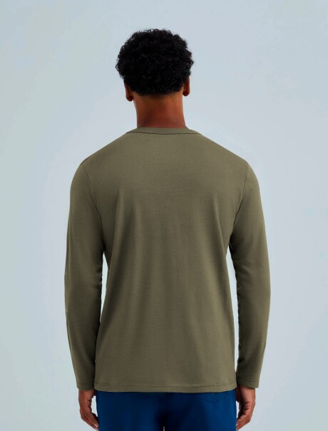 CAMISETA CON ESTAMPA MODELO REGULAR VERDE