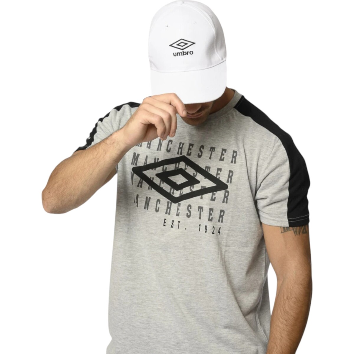 Gorro Umbro Caphat Unisex - BLANCO/NEGRO 