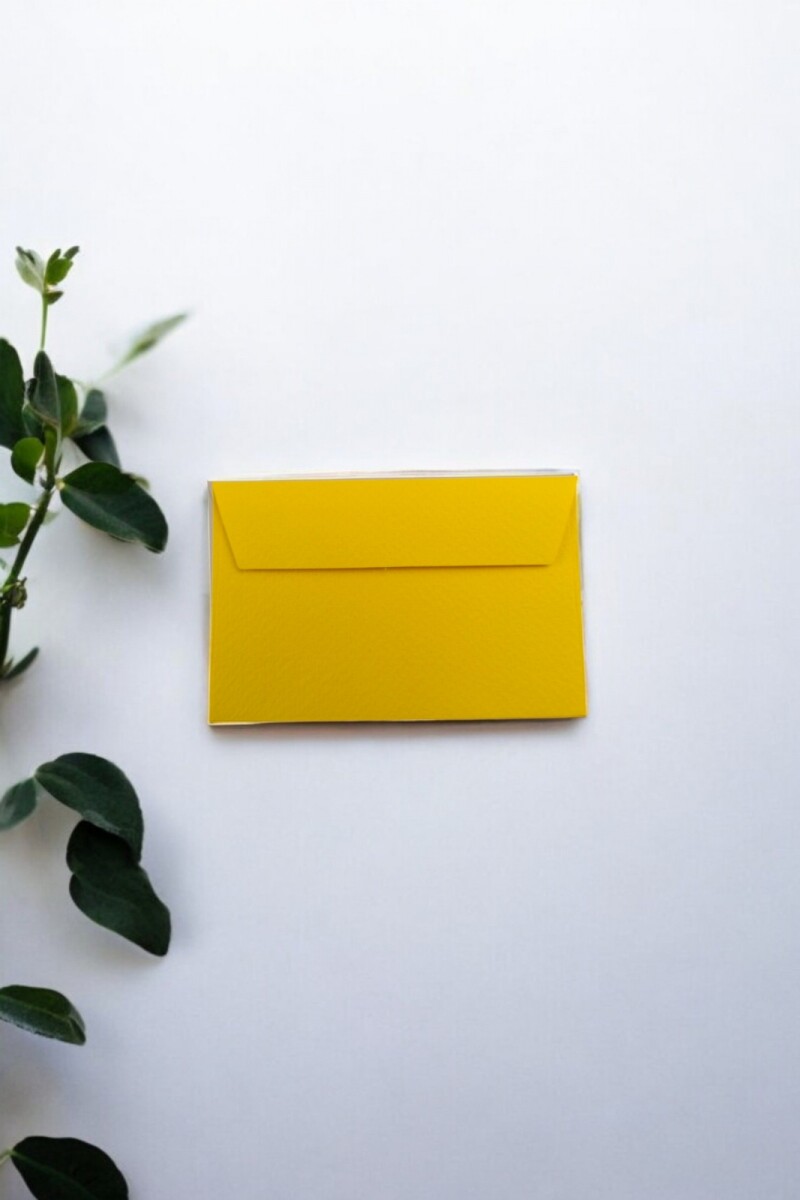 Sobre color 120 grs 6,5x10 cm. - AMARILLO 