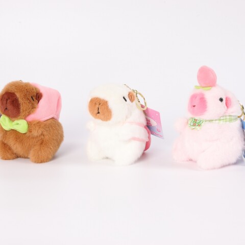 LLAVERO DE PELUCHE (CAPIBARA Y MELOCOTÓN) LLAVERO DE PELUCHE (CAPIBARA Y MELOCOTÓN)