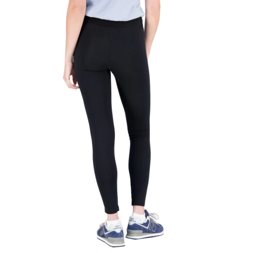 Calza New Balance Essentials Stacked - Negro Calza New Balance Essentials Stacked - Negro
