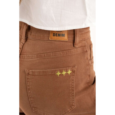 Jean Recto Lavado Chocolate