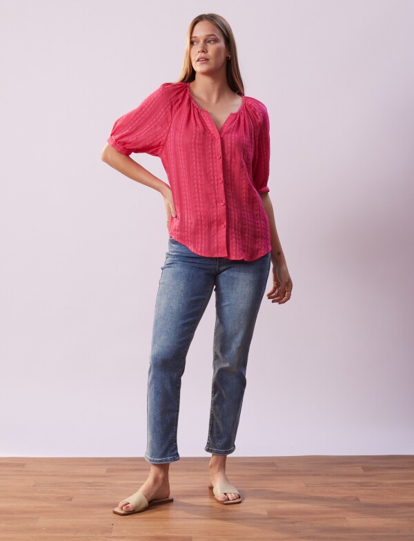 Blusa Detalle Calado FUCSIA