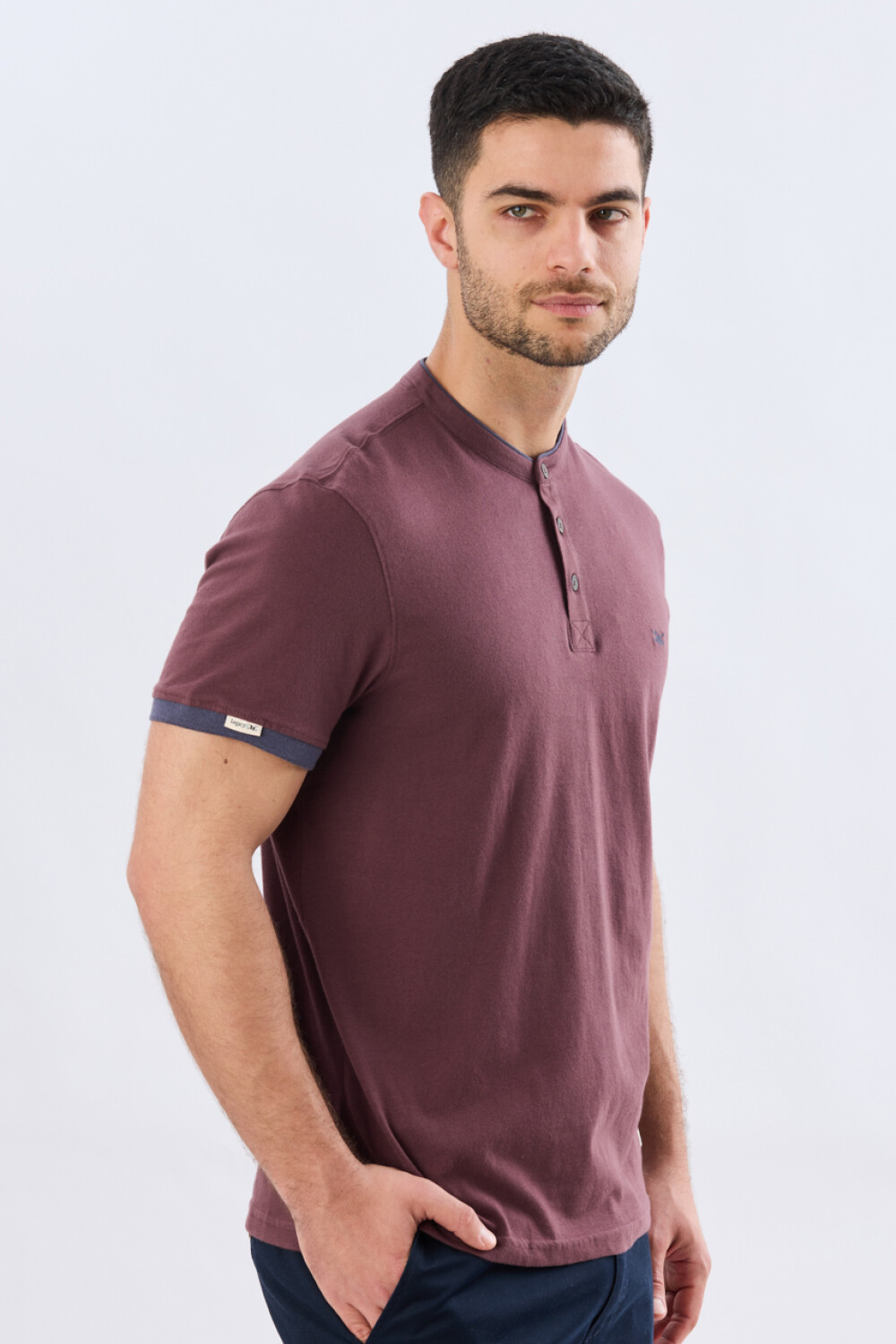 REMERA POLO CUELLO MAO Bordo
