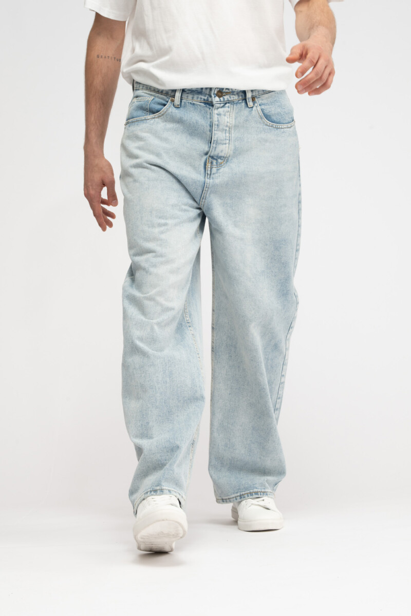Pantalón Jean Ancho Azul Claro