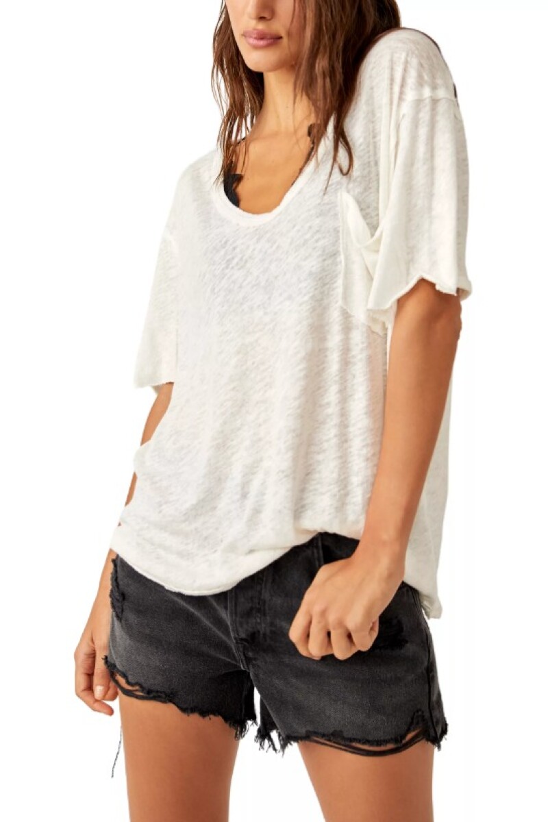 CAMISETA ALL I NEED Marfil