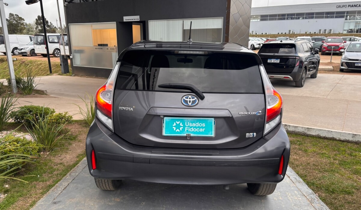 Toyota Prius C Hybrid - 2018 Toyota Prius C Hybrid - 2018