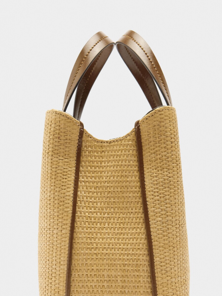 Bolso Tote De Efecto Rafia Con Colgante natural