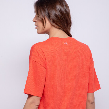 REMERA DORADO Rojo Brillante