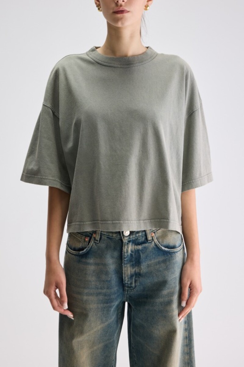 REMERA VOSS 