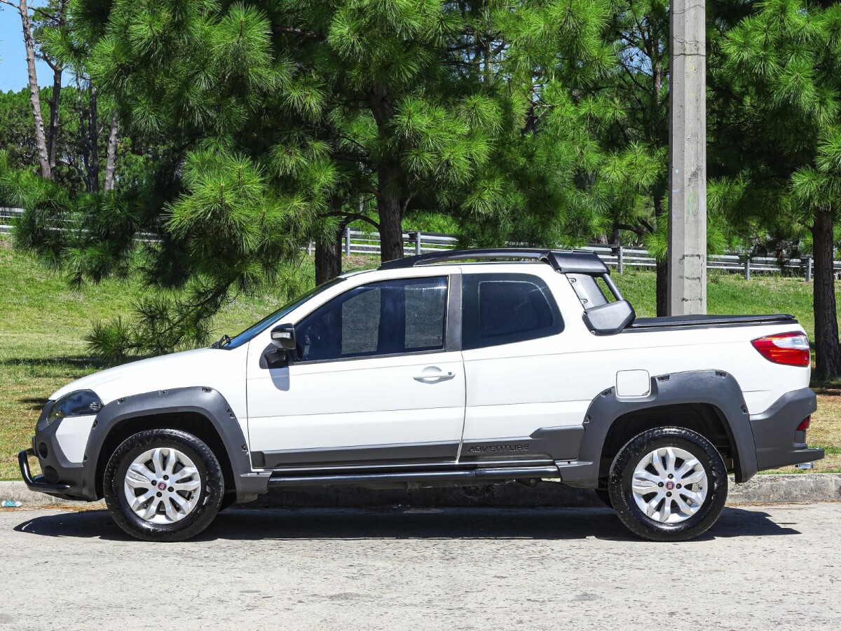 Fiat Strada Adventure | Permuta / Financia Fiat Strada Adventure | Permuta / Financia
