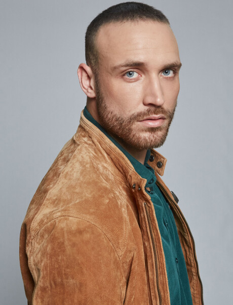 Campera cuero marron claro
